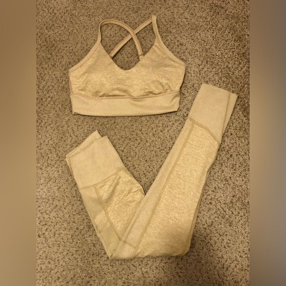 SET Aerie Pocket Legging & Bra